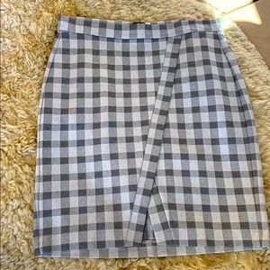 NWOT Cabi Valentina Skirt #5303